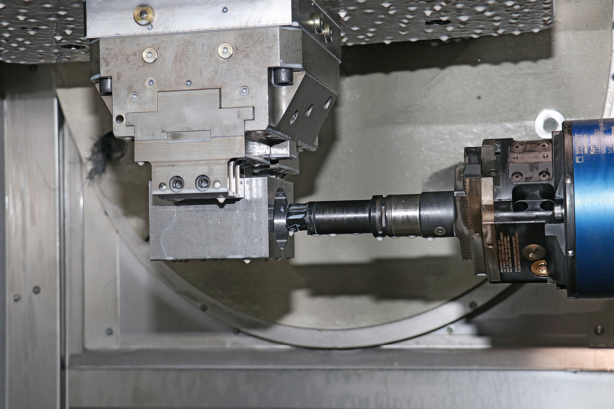 Turning on the machining centre