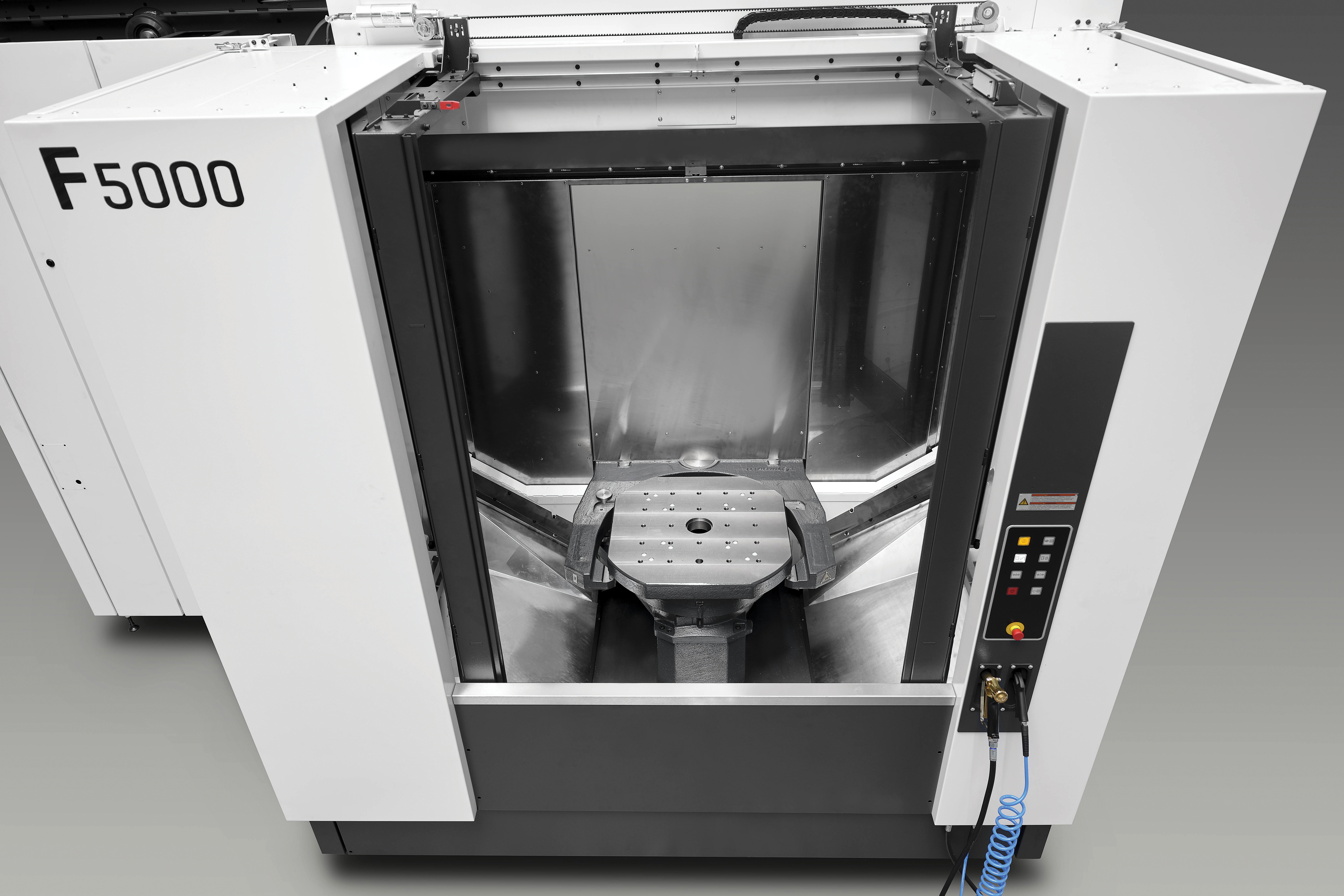 5-axis machining centres for maximum precision and performance