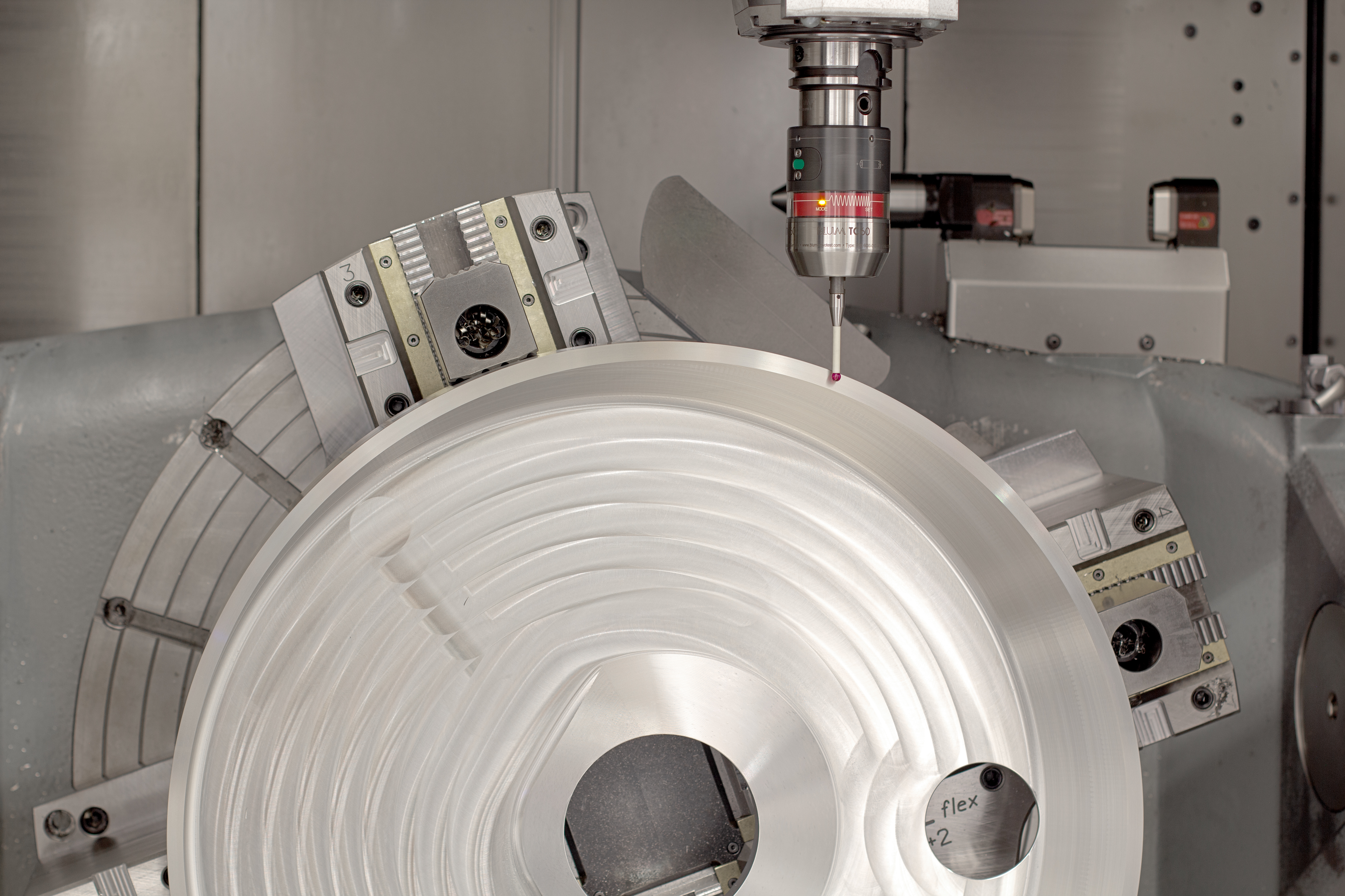 Vertrauen in den Fertigungsprozess dank FormControl X